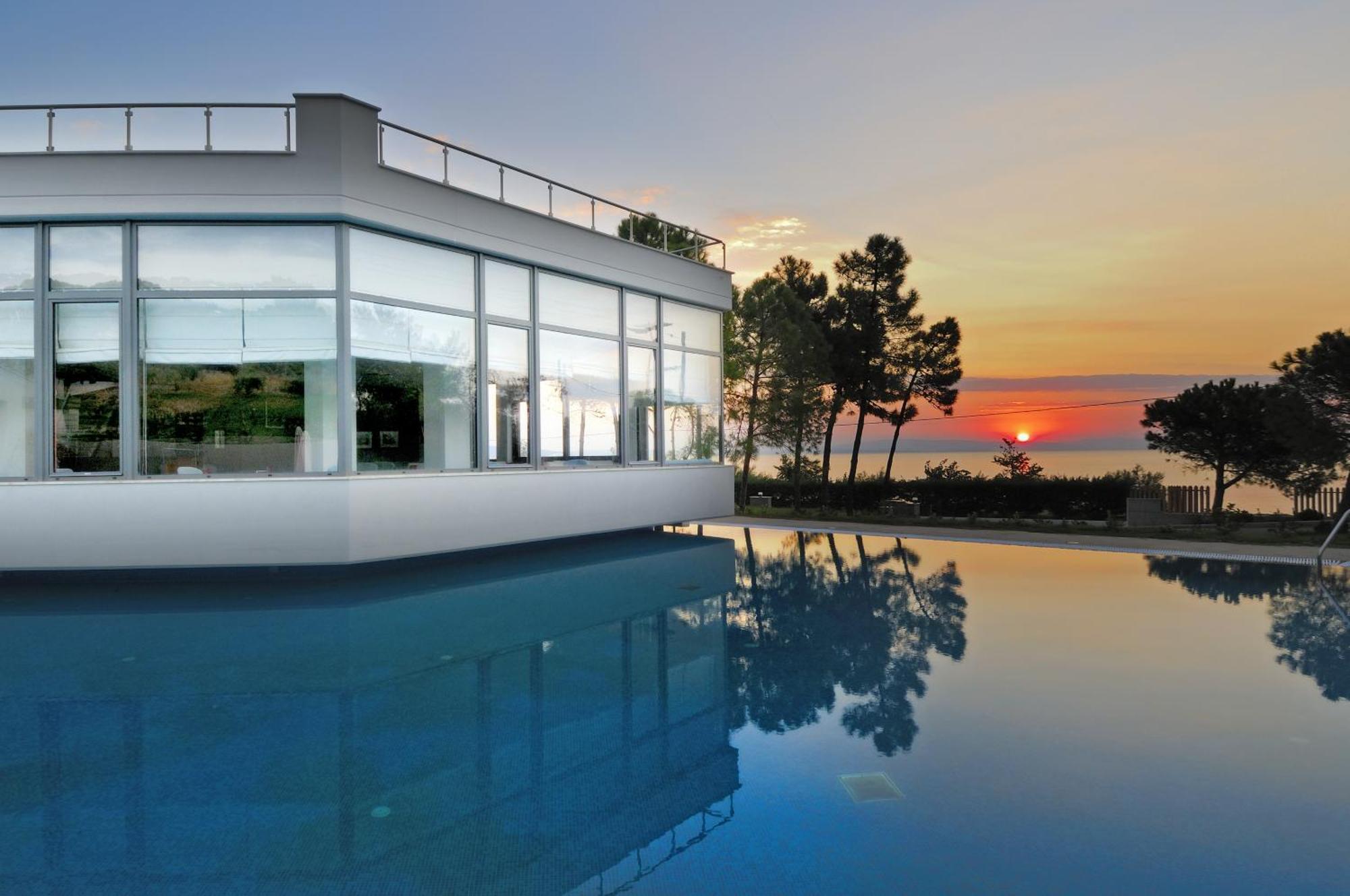 Krotiri Resort Akti Salonikiou Buitenkant foto